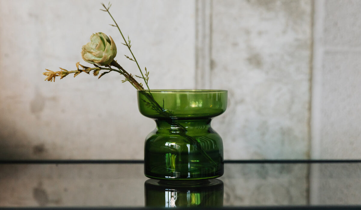 green glass aery holder