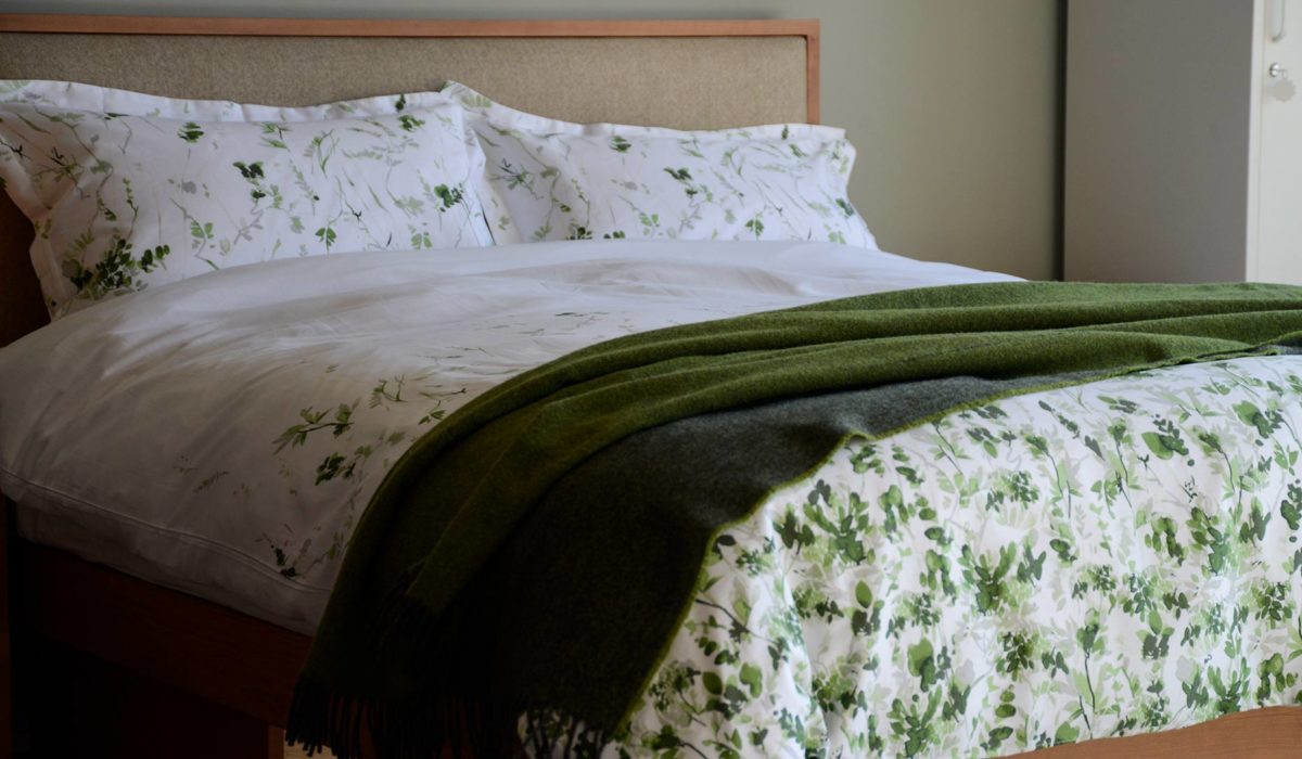 green leaf pattern duvet set