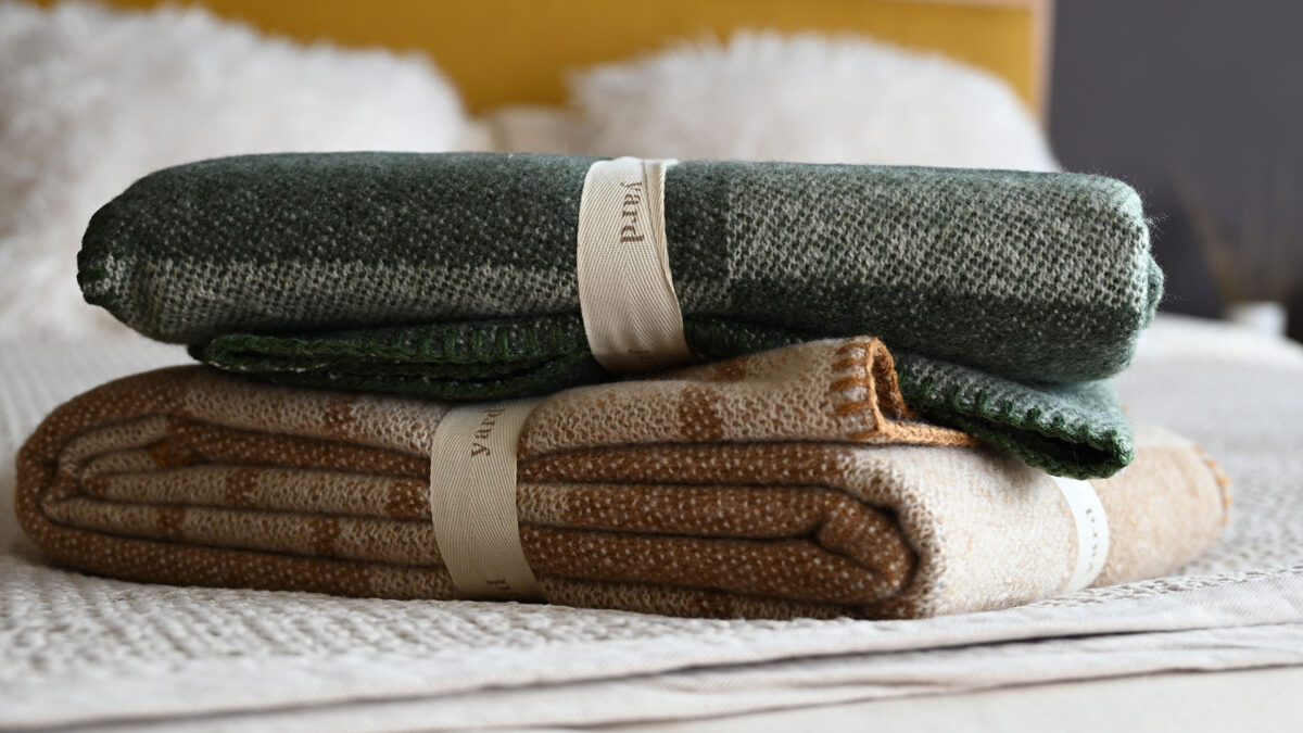 Reversible Chequered Throws - 2 Colours - Image 6