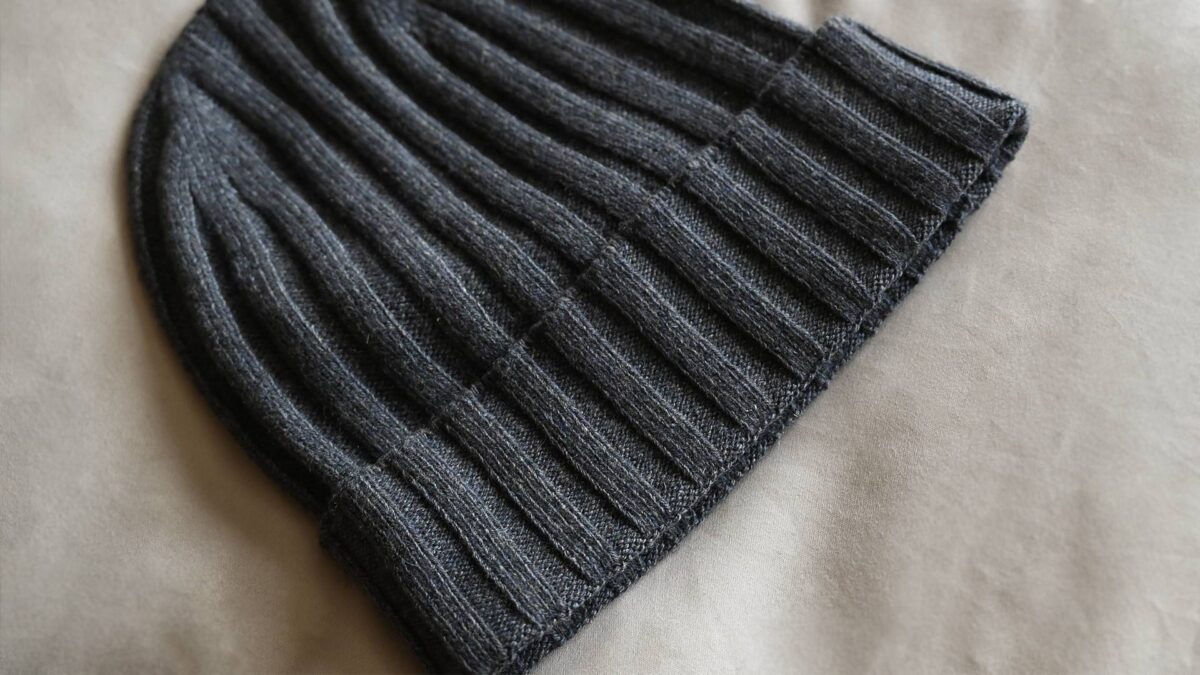 Cashmere Cable Knit Hats - 4 Colours - Image 3