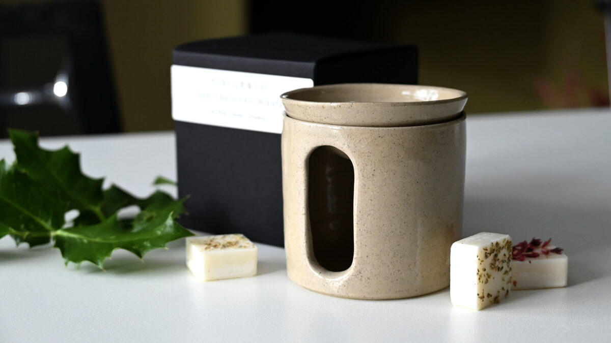 Fox Cub & Co Hand-Thrown Wax Melt Burner - Image 5