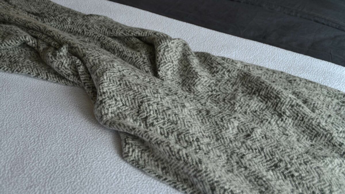 Mohair look, soft throw wuth herringbone pattern