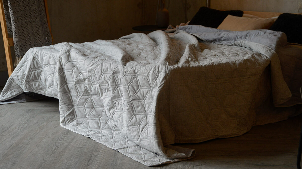 hexagonal quilted bedspread
