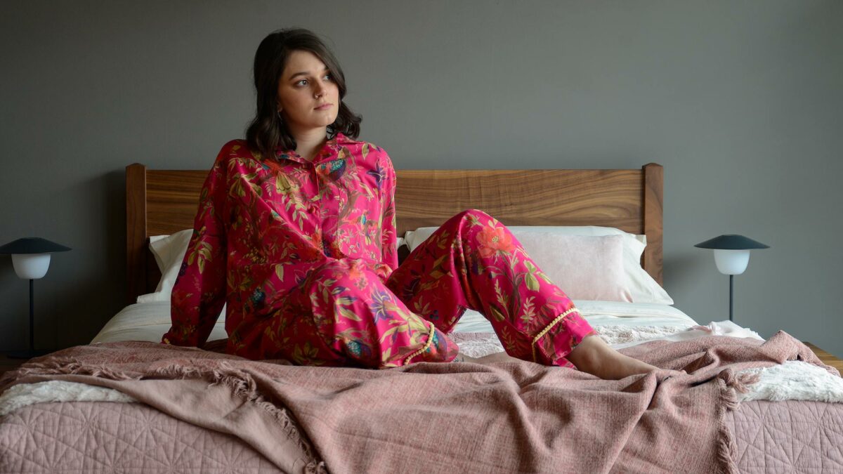 hot pink pyjamas 1920