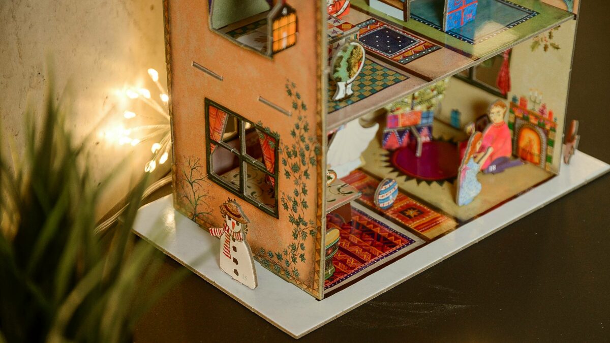 house advent card snowman