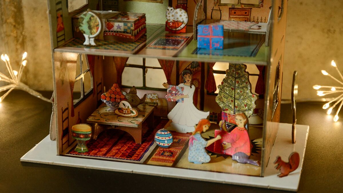 house advent girl detail