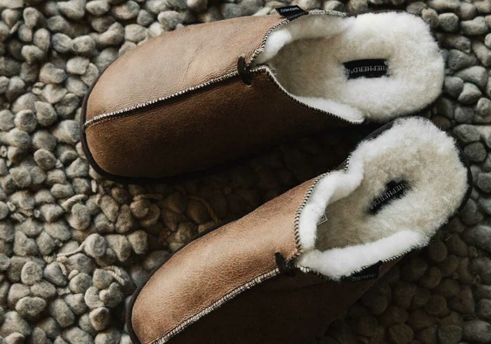 Lambskin Slippers | vlr.eng.br