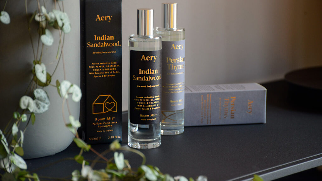 indian sandalwood and persian thyme room scents