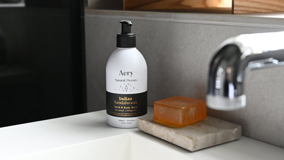Indian Sandalwood Hand & Body Wash - Image 2