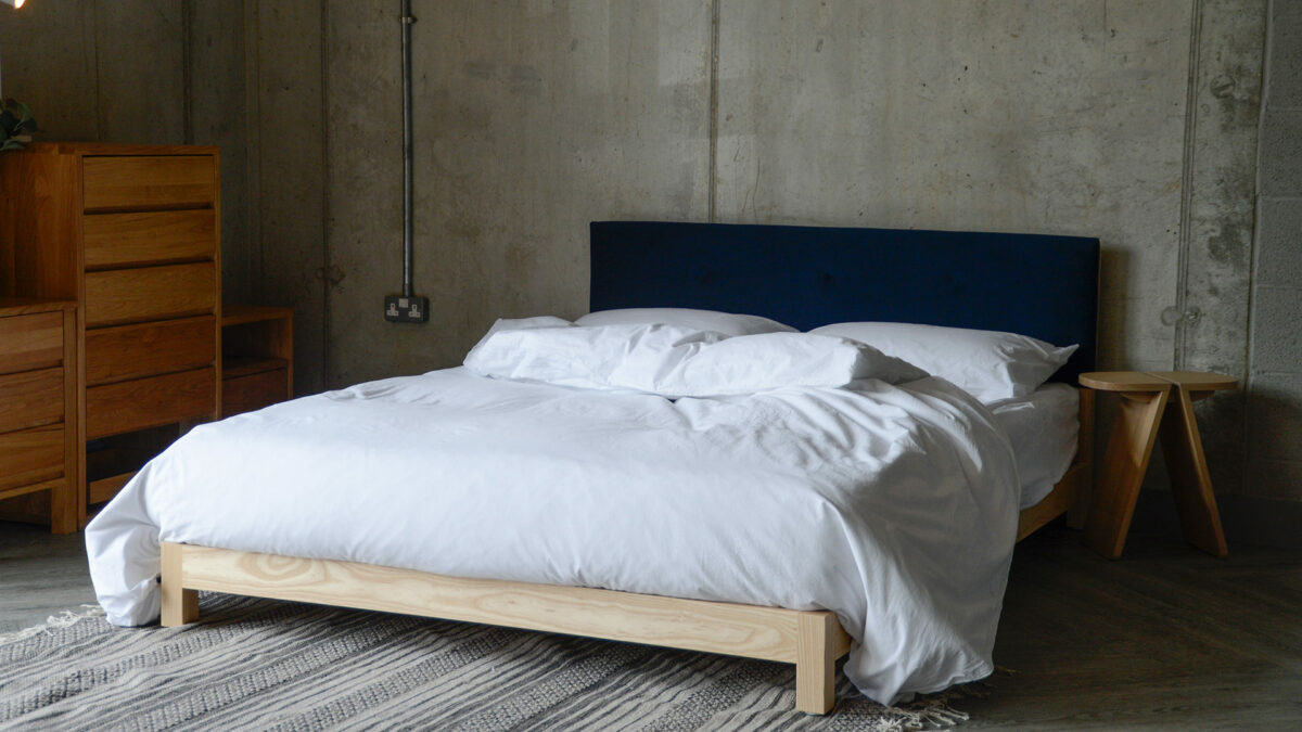 iona with white stonewash bedding