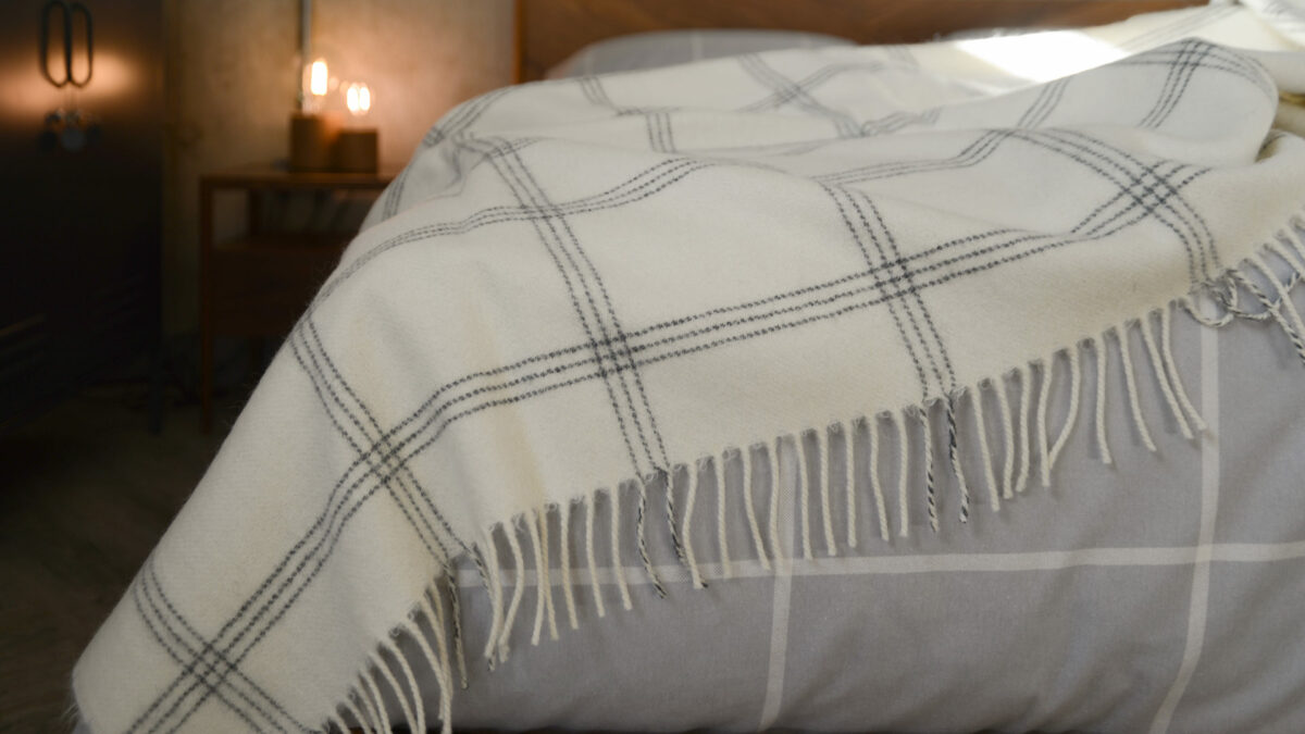 windowpane pattern throw