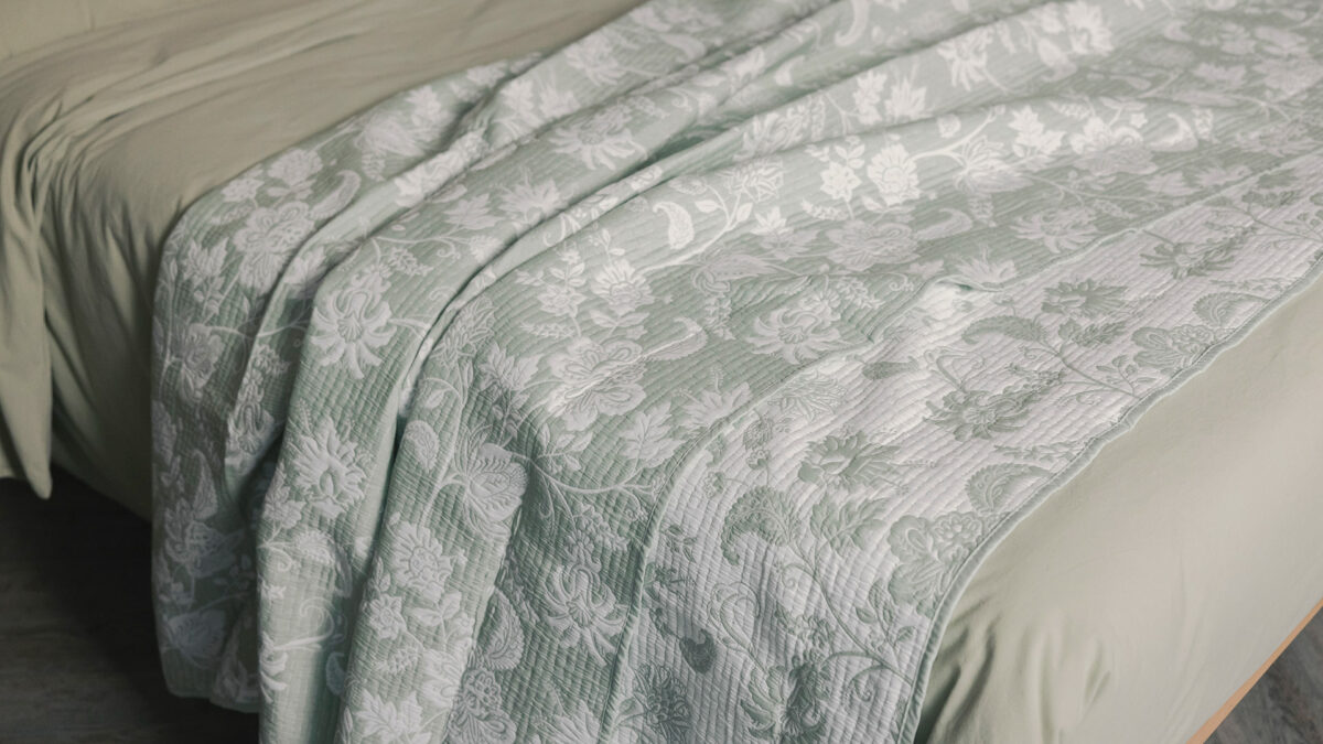 jacquard look floral bedspread green