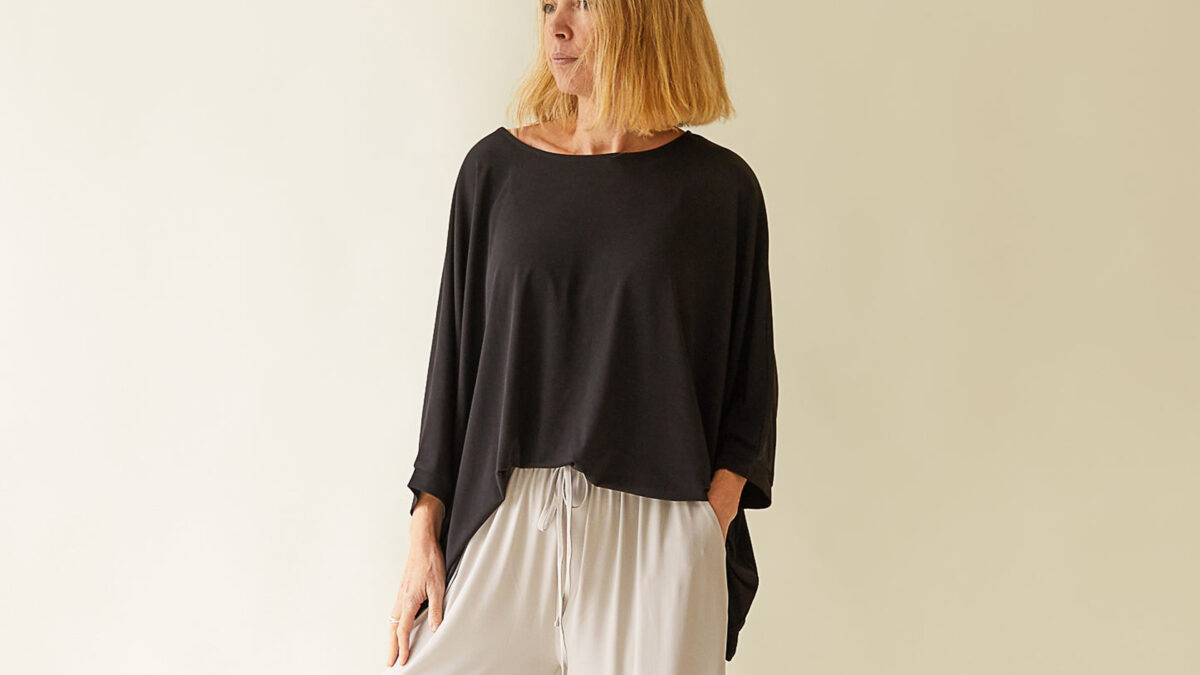 Batwing Style Oversized Top - 2 Colours - Natural Bed Company