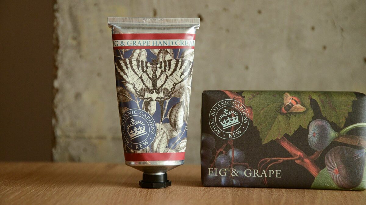 Kew Gardens soap and hand cream hand care set fig and grape