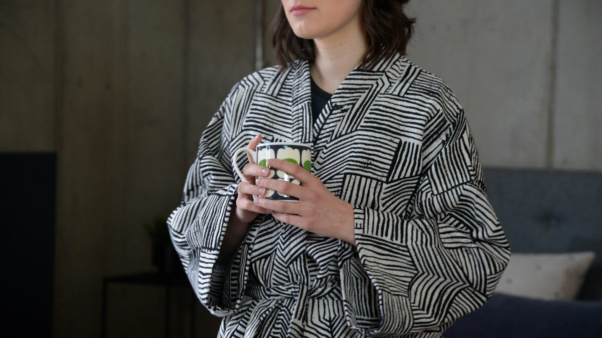 kimono robe with black zigzag pattern