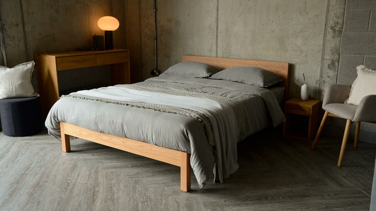 king cherry sahara with muslin cotton bedding grey look