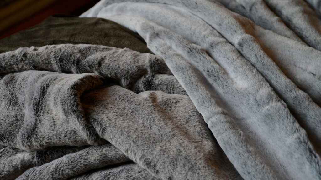 large luxury faux fur throws