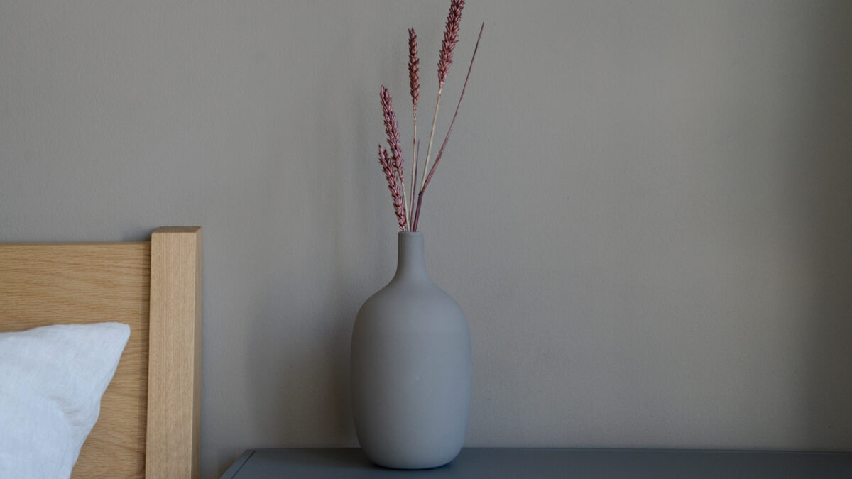 large modern vase grey next to Zanskar