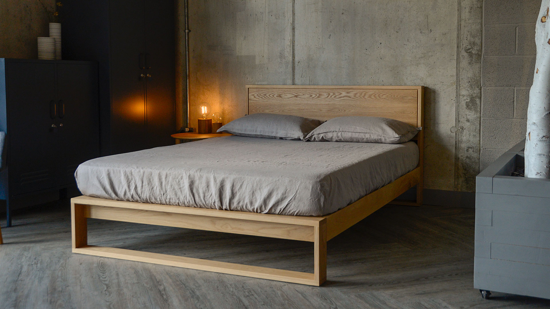 Natural discount oak bed