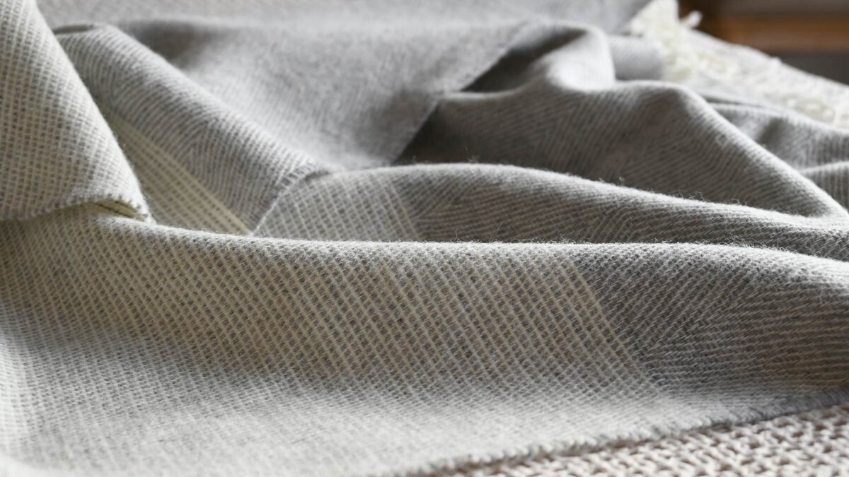 Heavyweight Check Wool Blankets - Image 21