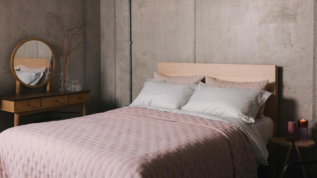 light rose pink quilted bedspread