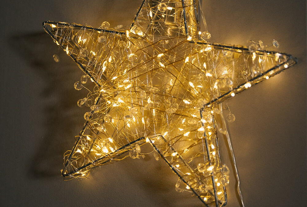 LED and beads decorated light up 3D star