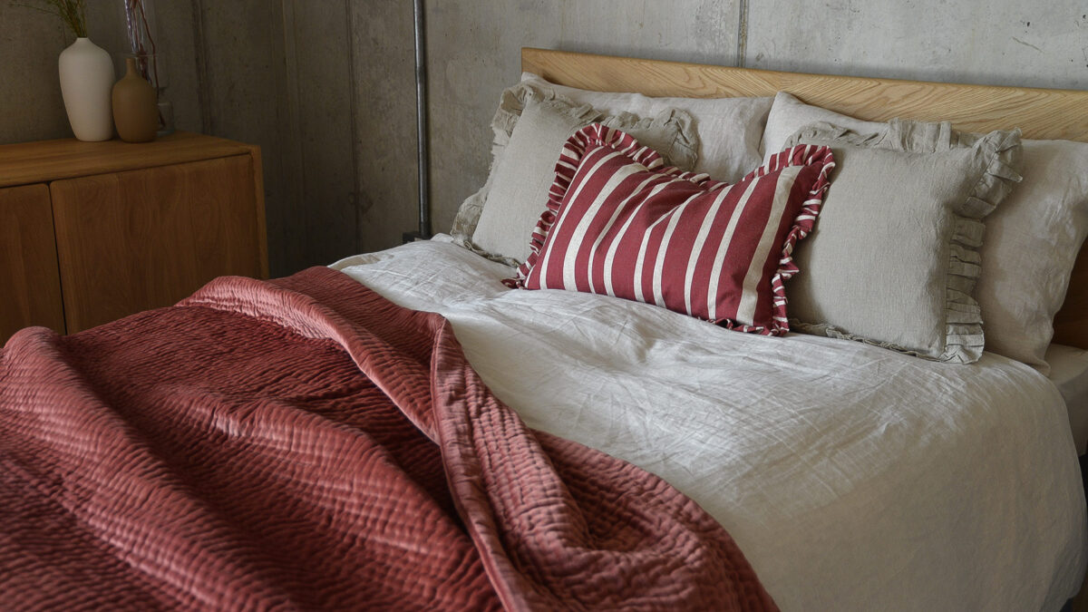 Stitched Velvet Bedspreads - 3 Colours - Image 12