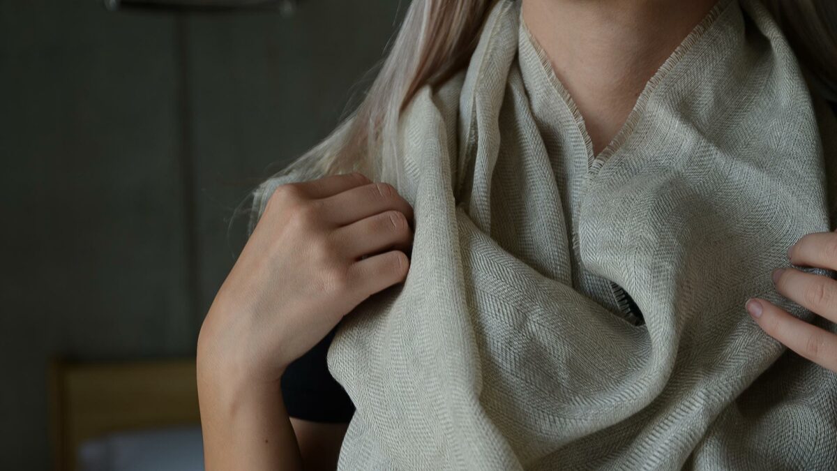 linen scarf beige 1