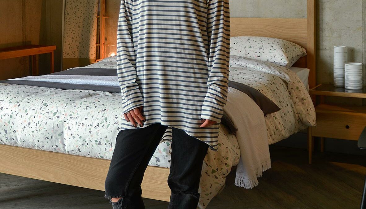 long sleeve grey stripe top 1400