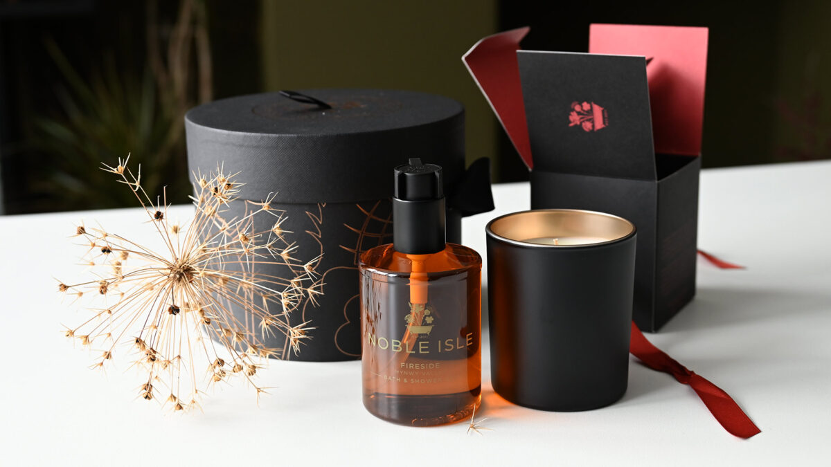 Noble Isle Fireside Luxury Gift Set - Candle & Shower Gel