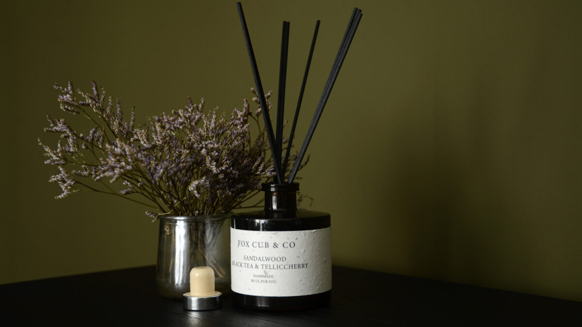 luxury sandalwood diffuser