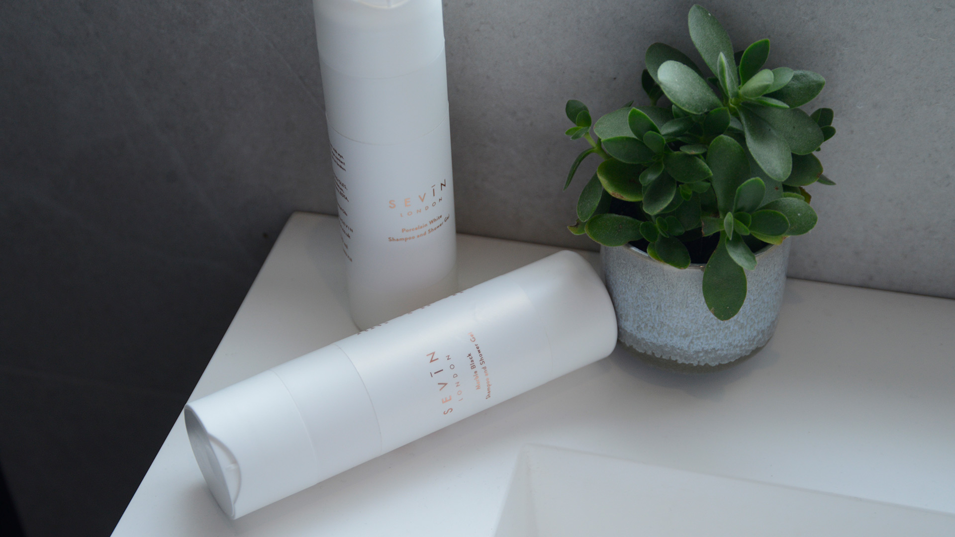 Sevin Luxury Shampoo Shower Gel