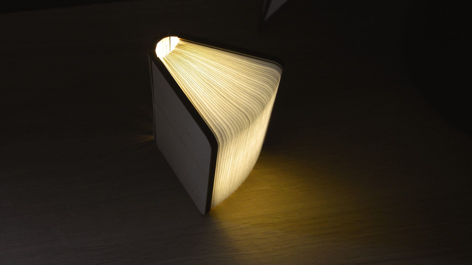 The clearance book light