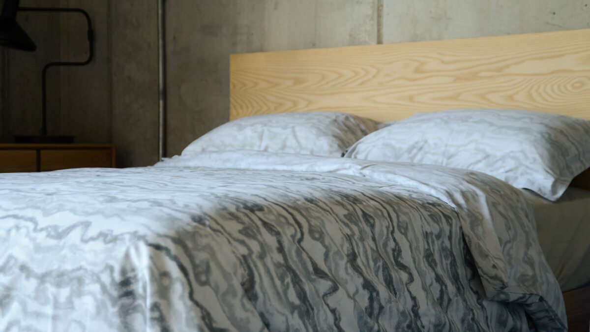 marbled patterned bedding set