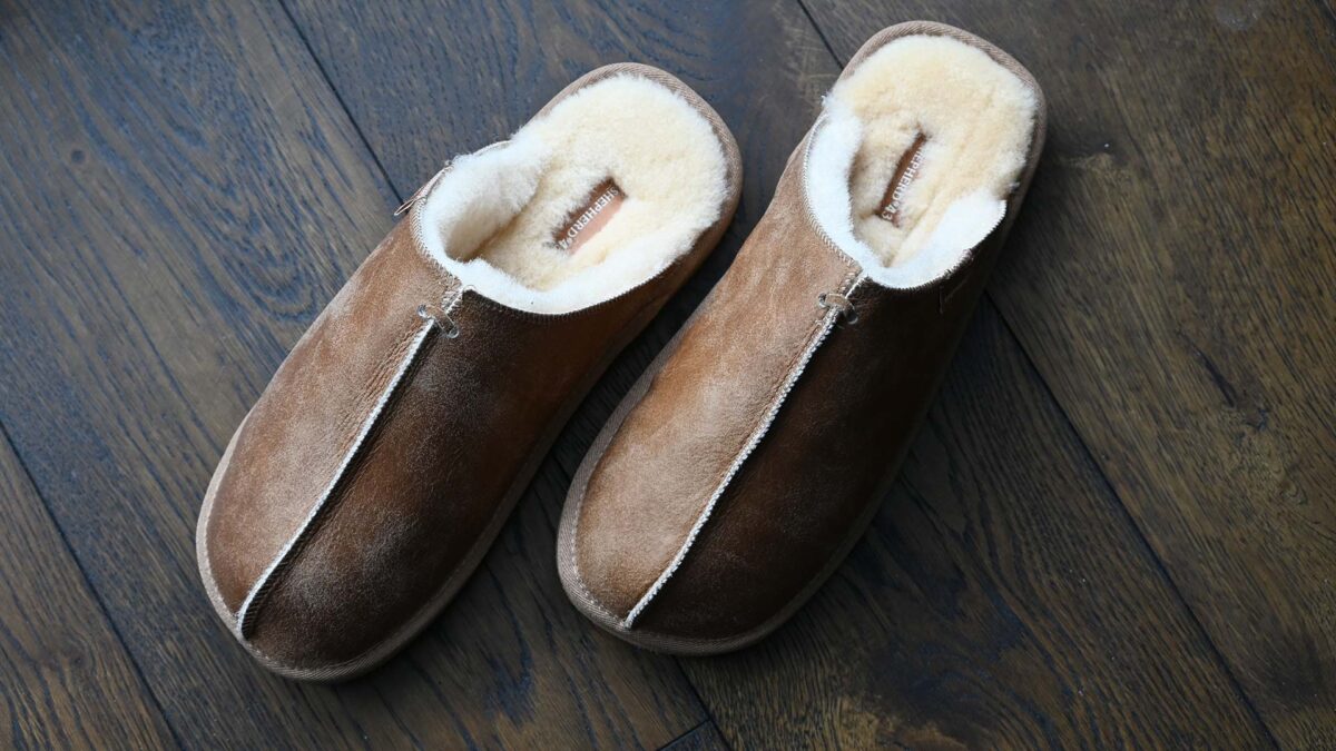 Hugo Sheepskin Slippers - Image 3
