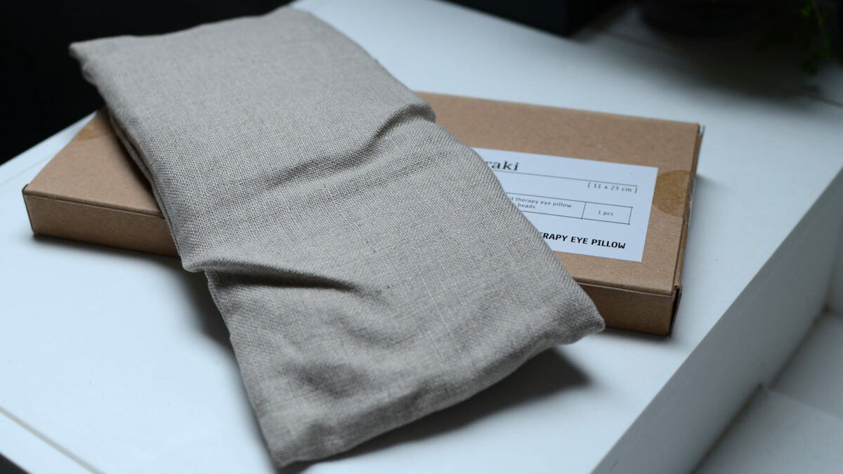 meraki-eye-pillow