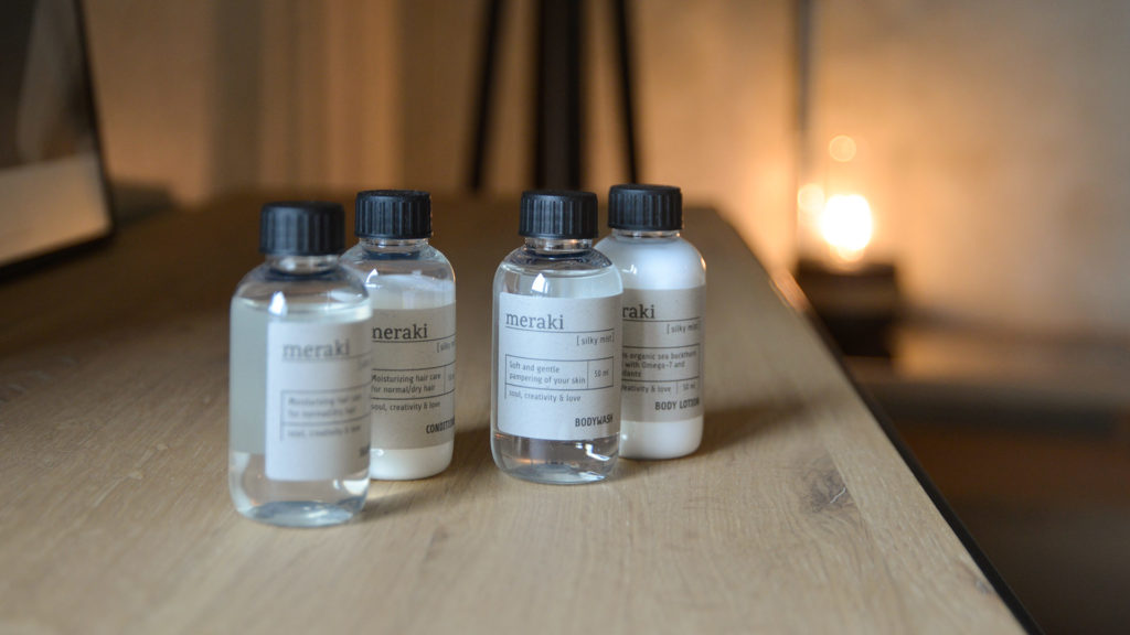 meraki-travel-set-mini-hair-and-body-care