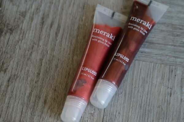 meraki nourishing lip gloss set