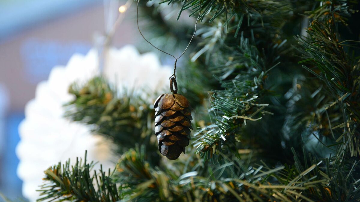 metal pine cone christmas tree decorations