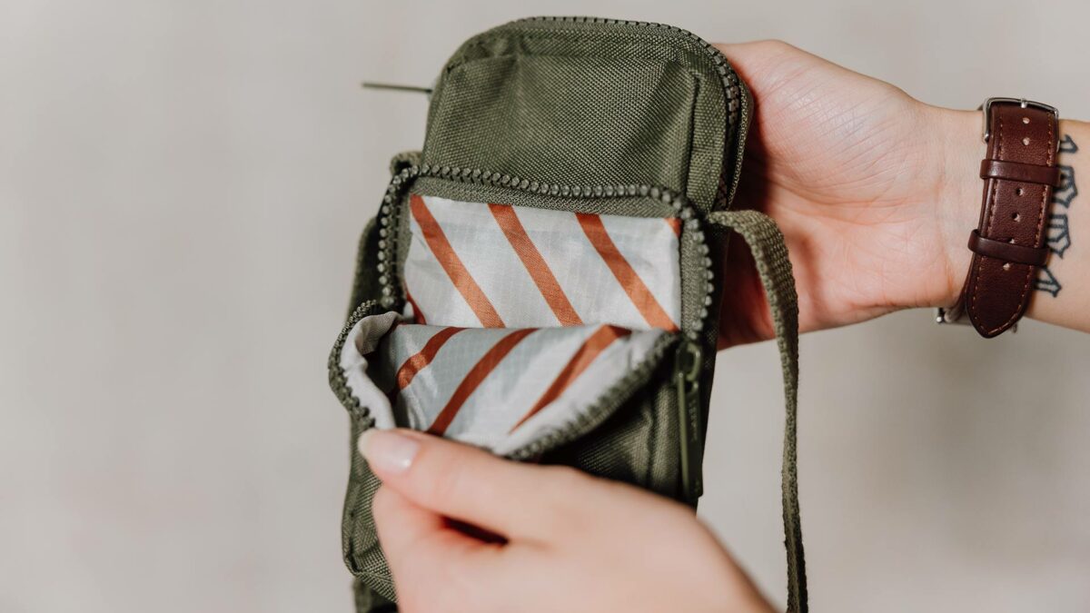 mini crossbody bag olive