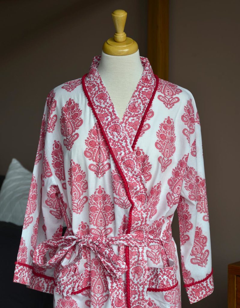 block print effect cotton robe in pink and white with pom-pom trim