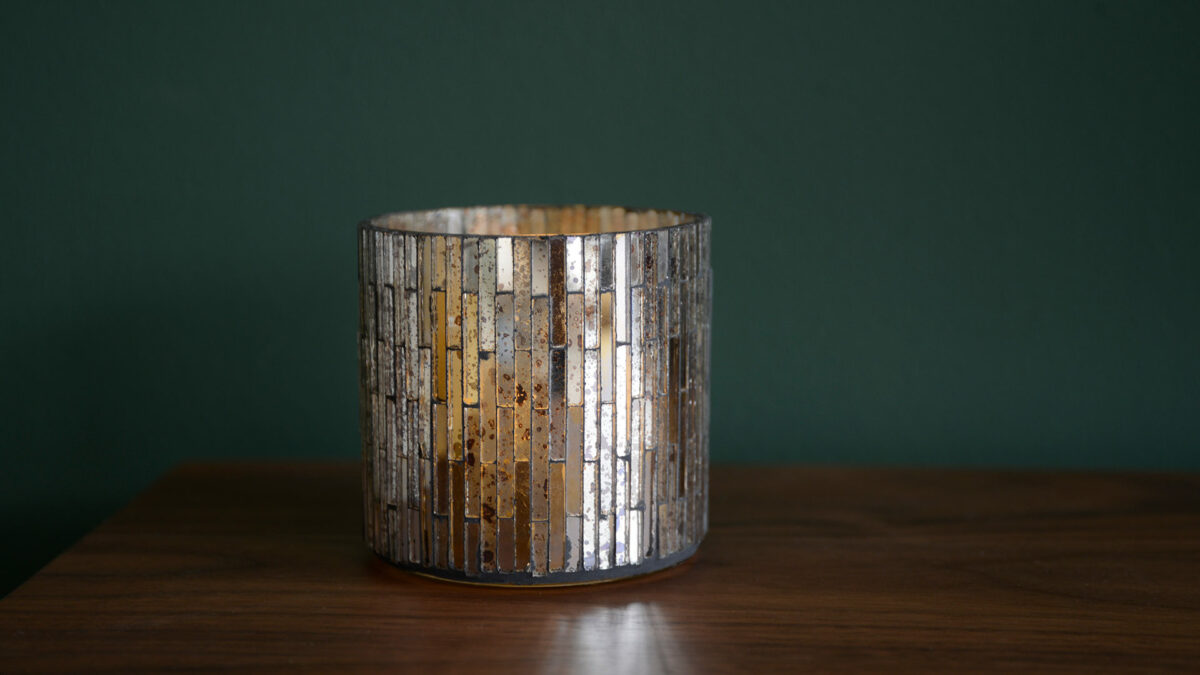 mirrored t light holder