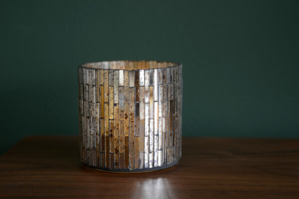 mirrored t light holder