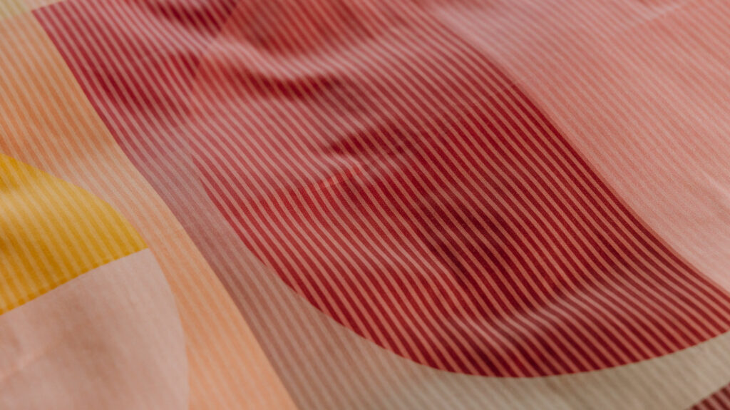 modern circle print duvet set pattern detail