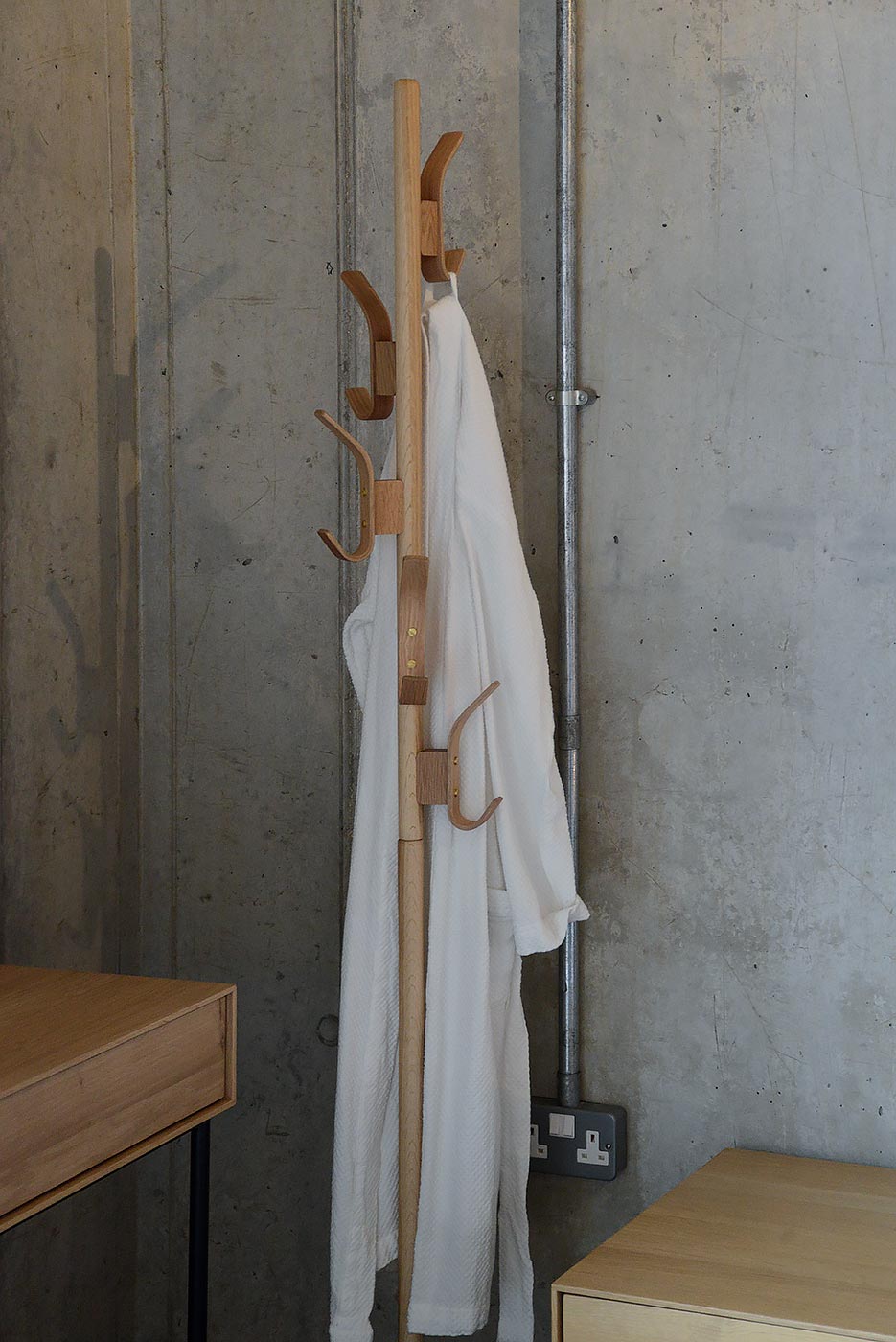 Contemporary oak coat stand new arrivals