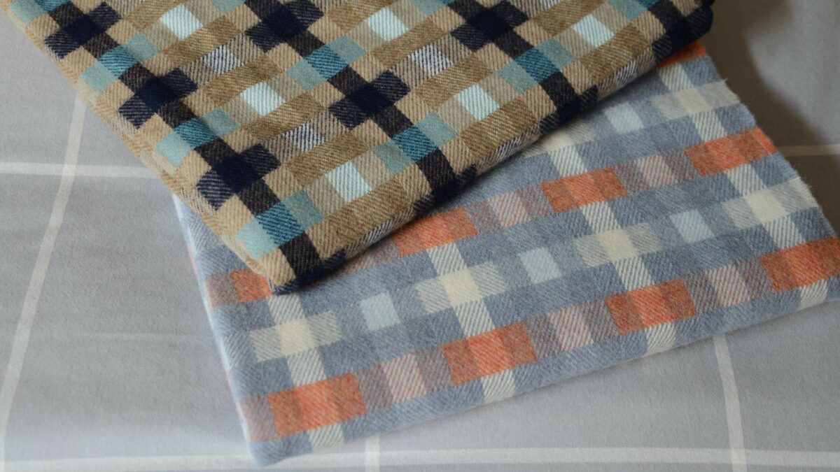 Modern Merino Lambswool Throws
