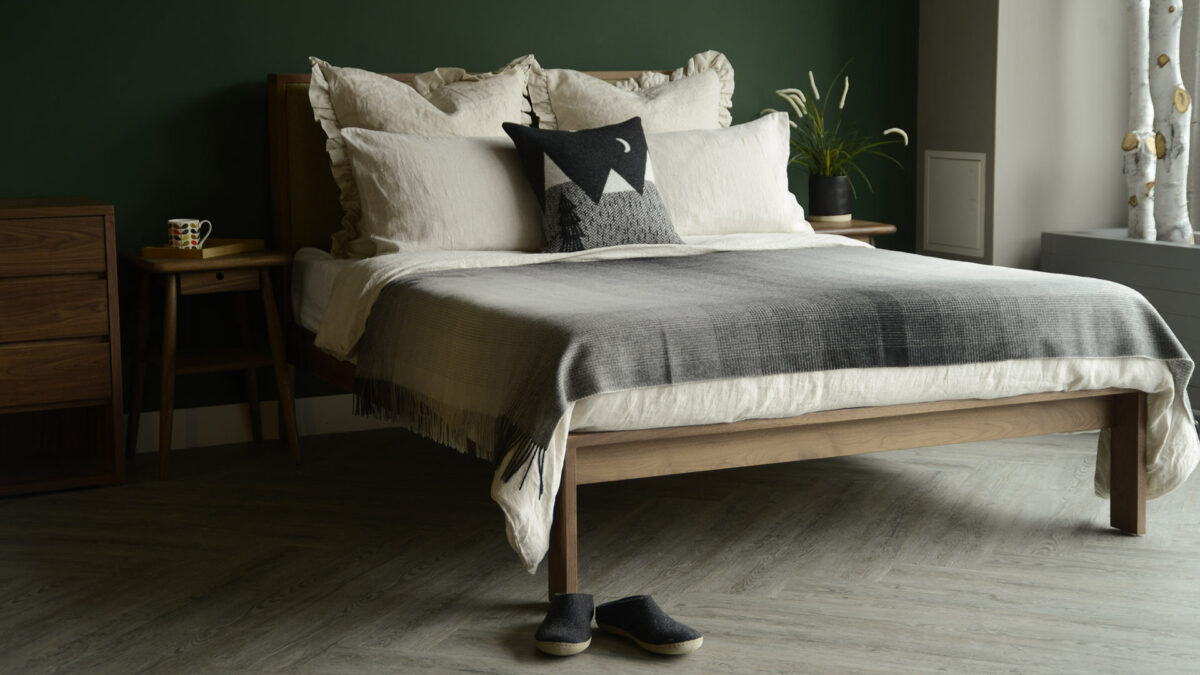 modern luxury throw with grid pattern grey tones