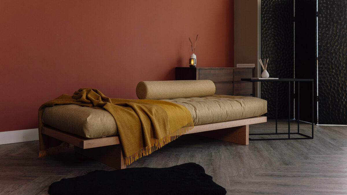 Kyoto Day-Bed with Sprung Mattress - Image 13