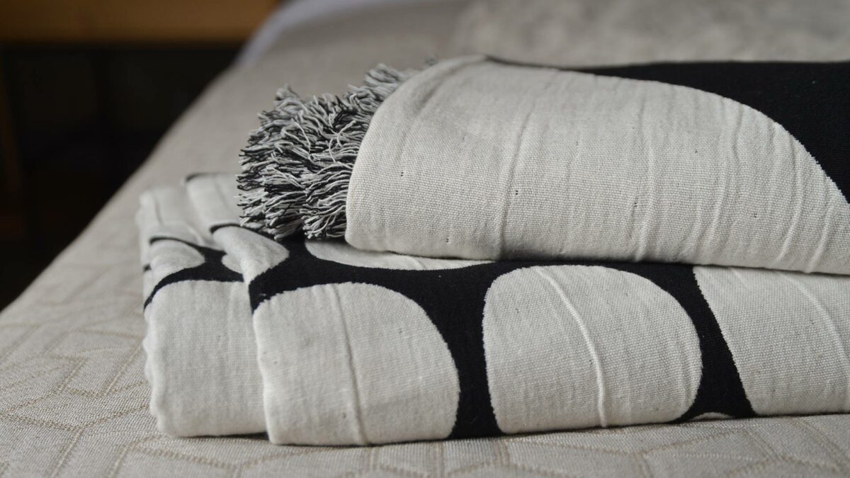 monochrome blankets 2
