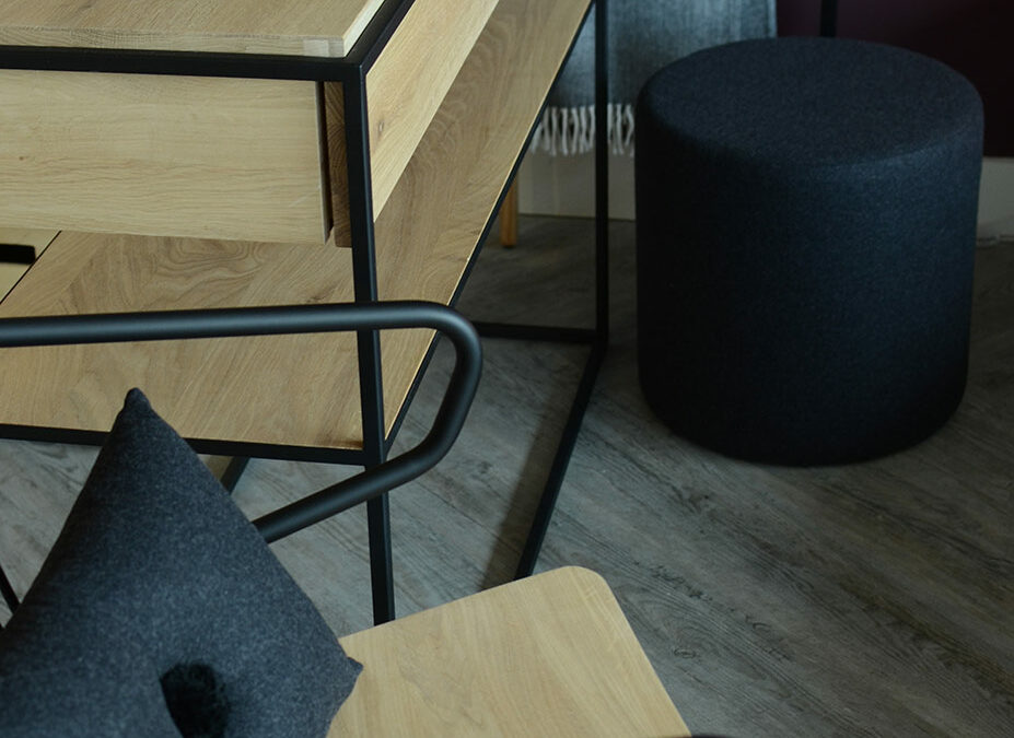 monolit console and shepherd stool2